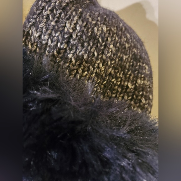 Raffaeollo Bettini luxury Italian made trapper faux fur and knit hat - Picture 8 of 9